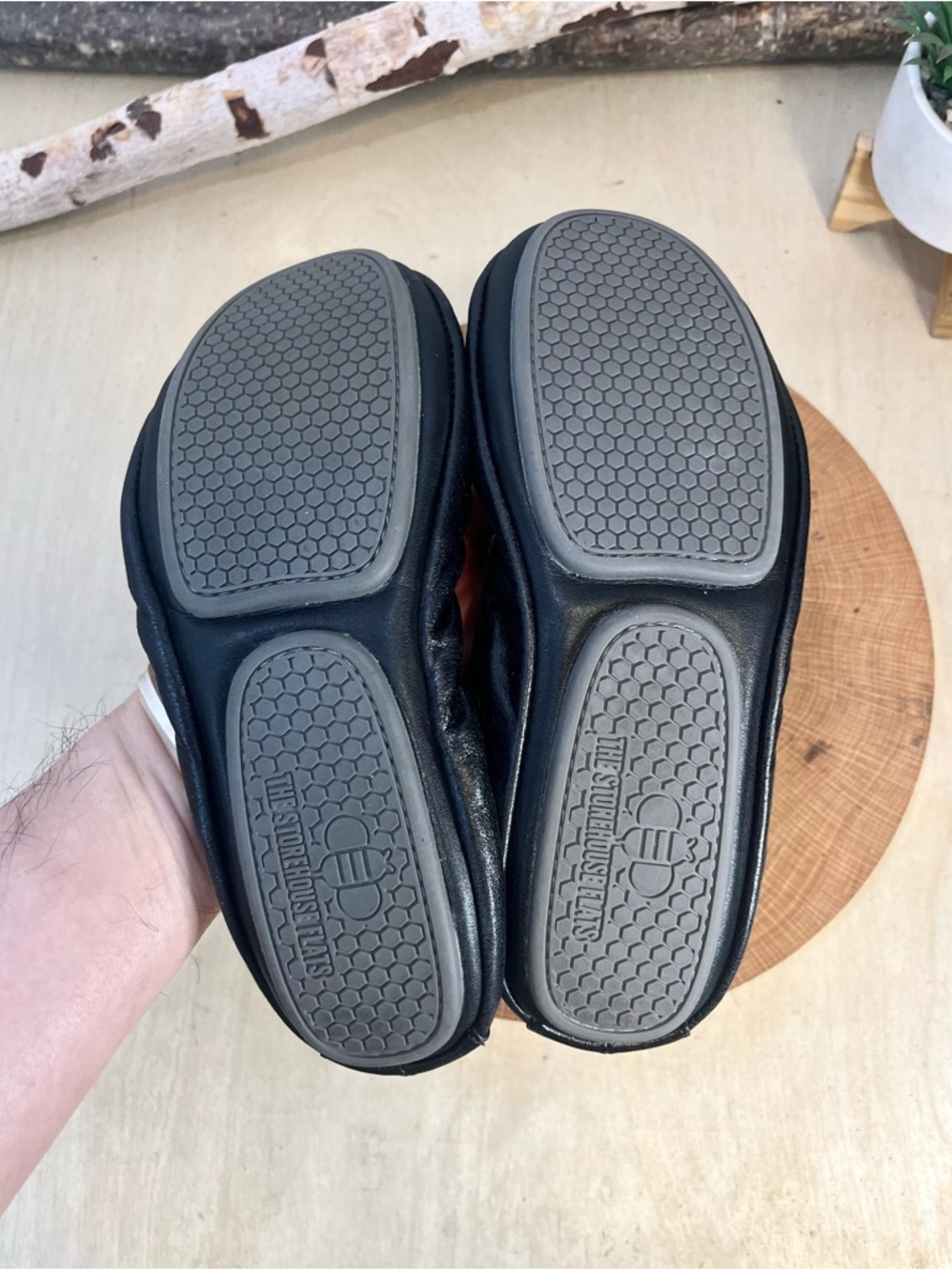 The Storehouse Flats Women's Black Leather Ballet Flats NEW - Picture 16 of 16